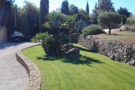 사나리쉬르메르 Maison Privee Au Calme Dans Mas Provencal 빌라 외부 사진